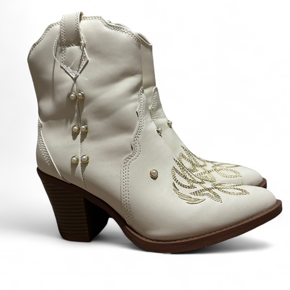 Women's White Western Ankle Boots